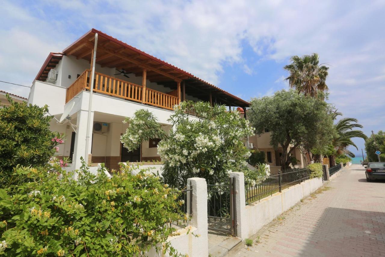 Ferienwohnung Blue Wave Pefkochori Exterior foto